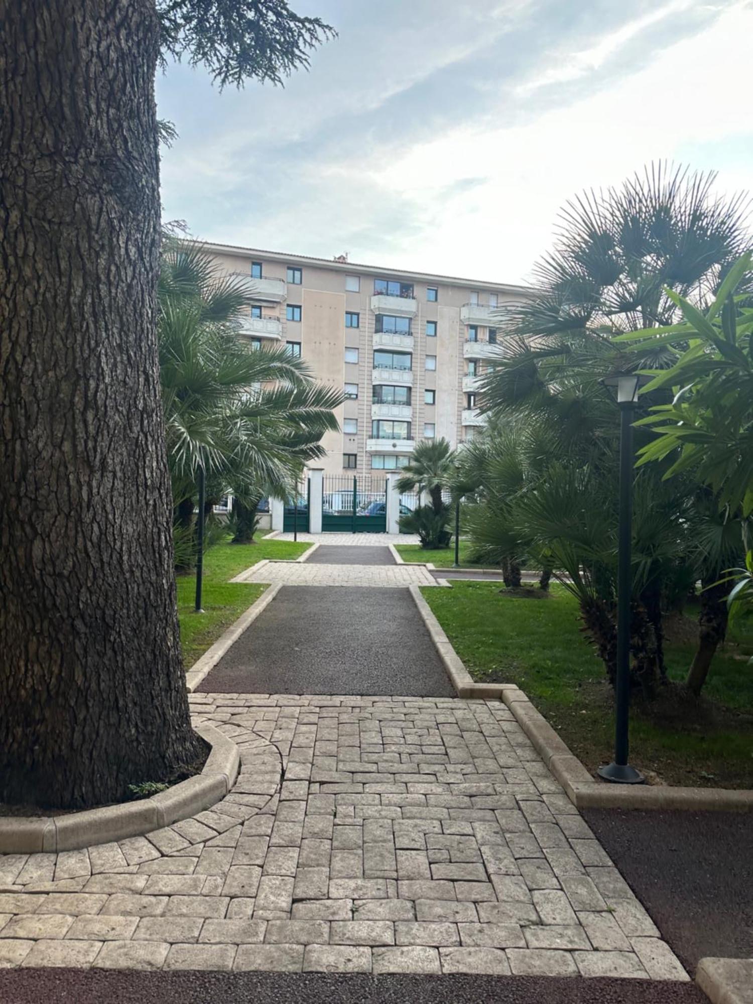 Studio Cannes Centre 5 Minutes De La Mer 外观 照片